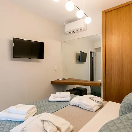 Pachis Escape Aparthotel 4*