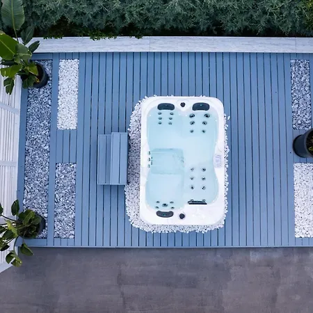 Pachis Escape Aparthotel