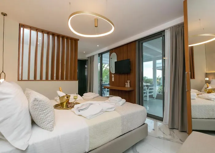 Pachis Escape Pachis (Thasos)