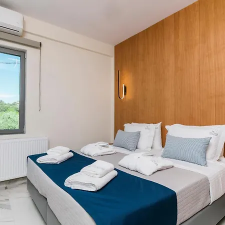 Pachis Escape Hotel de apartamente 4*