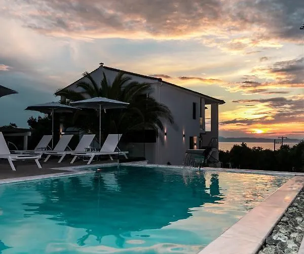 Hotel de apartamente Pachis Escape