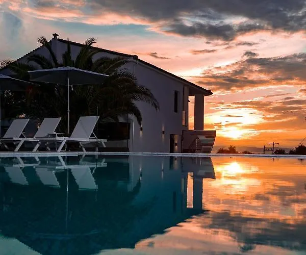 Hotel de apartamente Pachis Escape