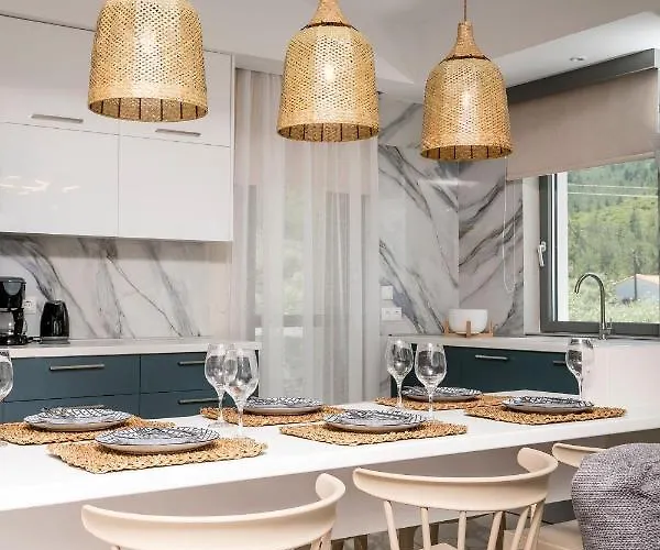 Pachis Escape Pachis (Thasos)